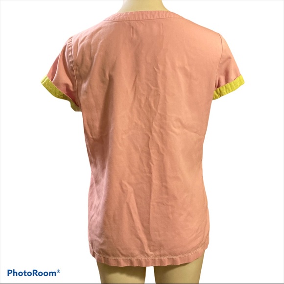 Koi pink bee/floral scrub top - Picture 2 of 8